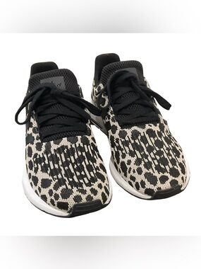 adidas Originals Swift Run 1.0 Leopard Print Sneakers - Size 7.5 women EUC